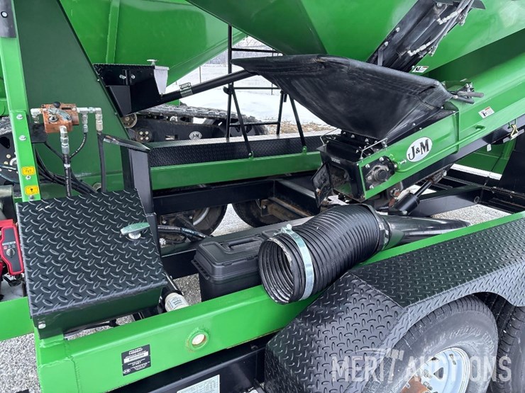 2014-j&m-375st-image-13