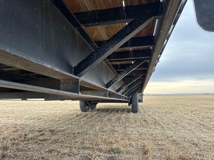 2012-pj-flatbed-image-18