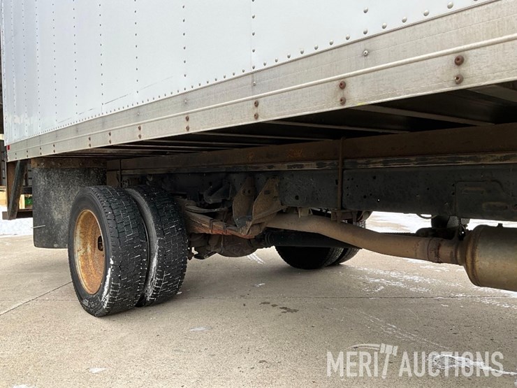 2016-dodge-5500-box-truck-image-21