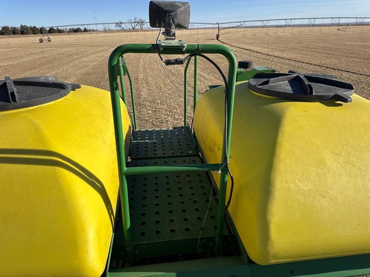 2014-john-deere-1770nt-image-87