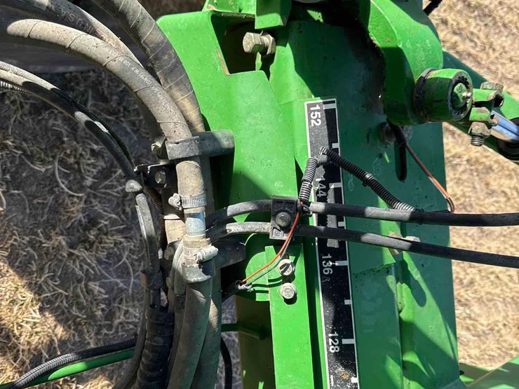 2000-john-deere-4700-image-106