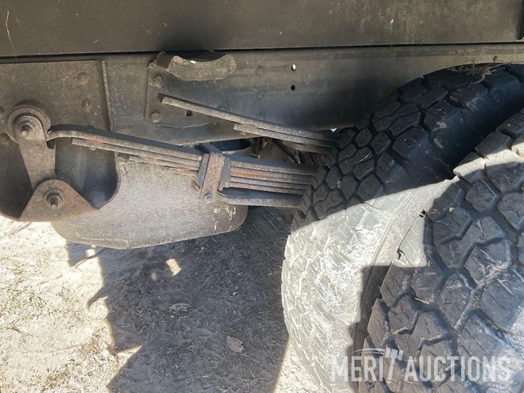 2006-chevrolet-3500-image-24