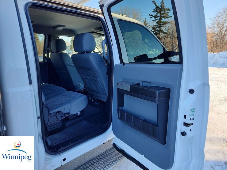 2016-ford-f550-image-15