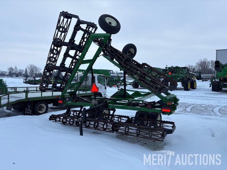 2024-j&m-tf215-image-5