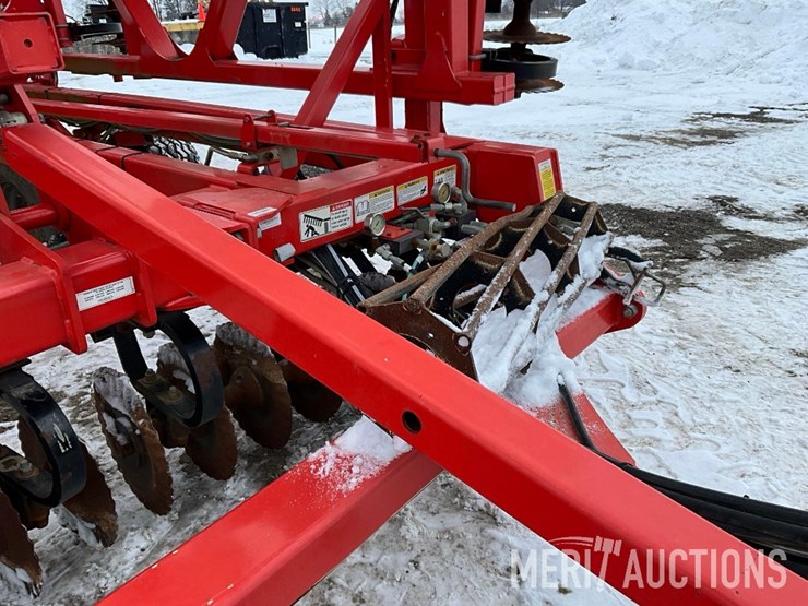 2013-kuhn-krause-80-40-vertical-tillage-tool-image-39
