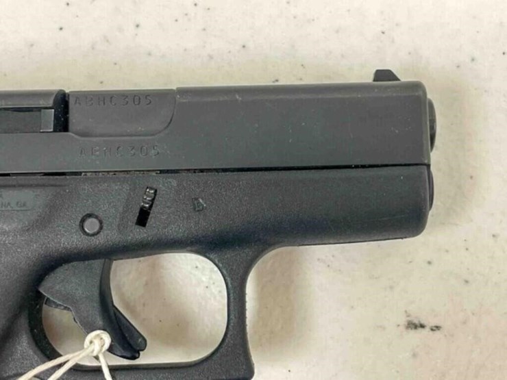 glock-pistol-image-2