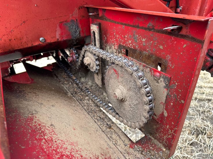 case-ih-1083-image-10