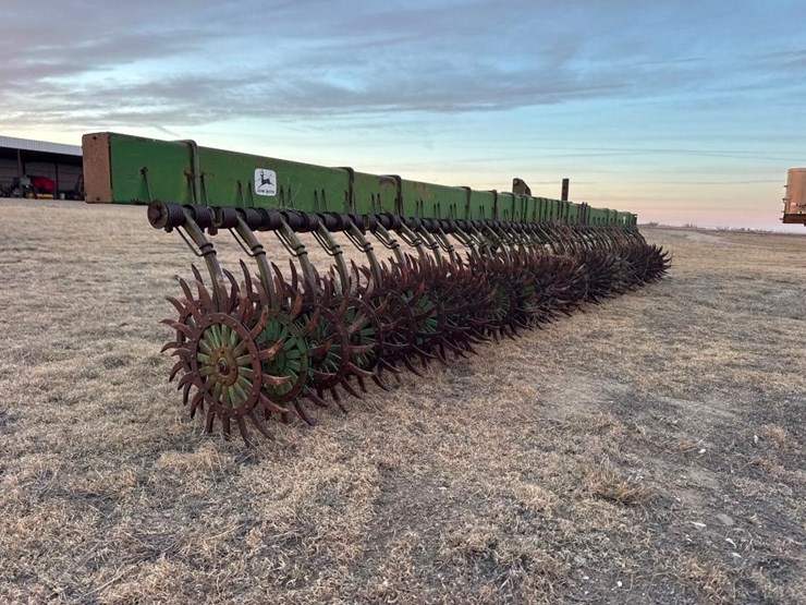 john-deere-400-image-7