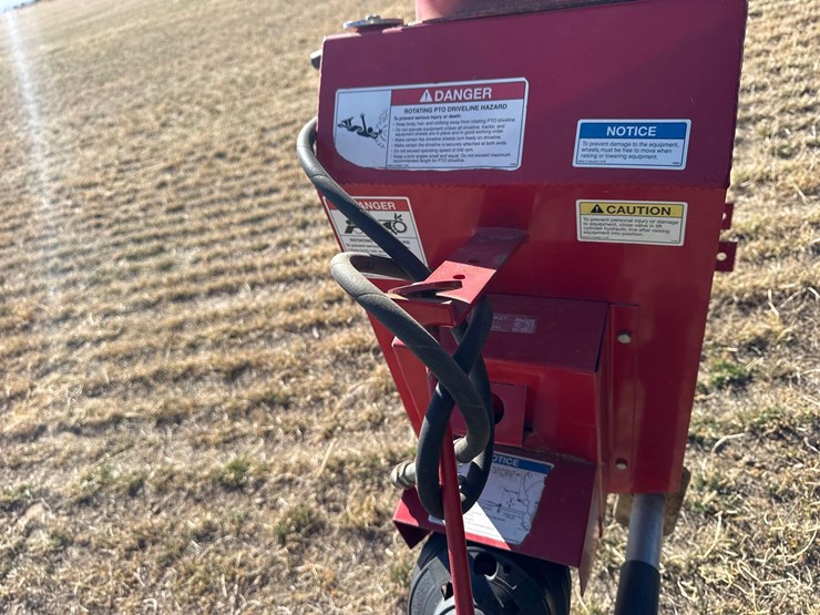 westfield-mk-100-71-auger-w/-swing-away-image-12