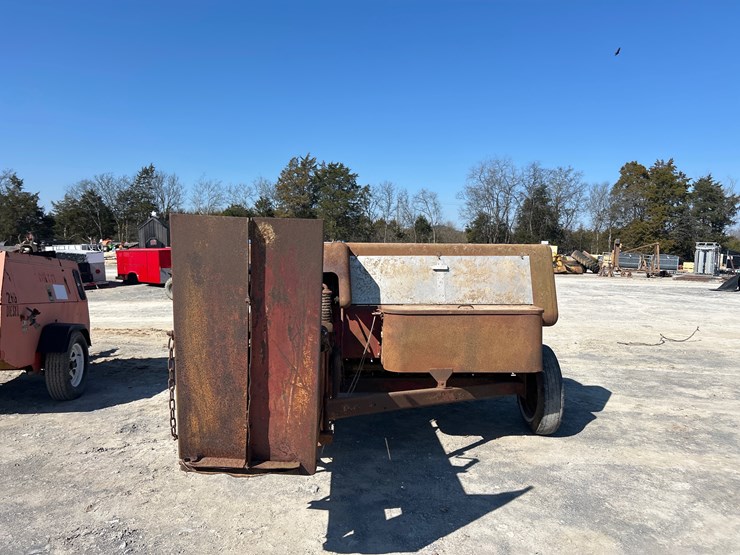 new-holland-280-image-5