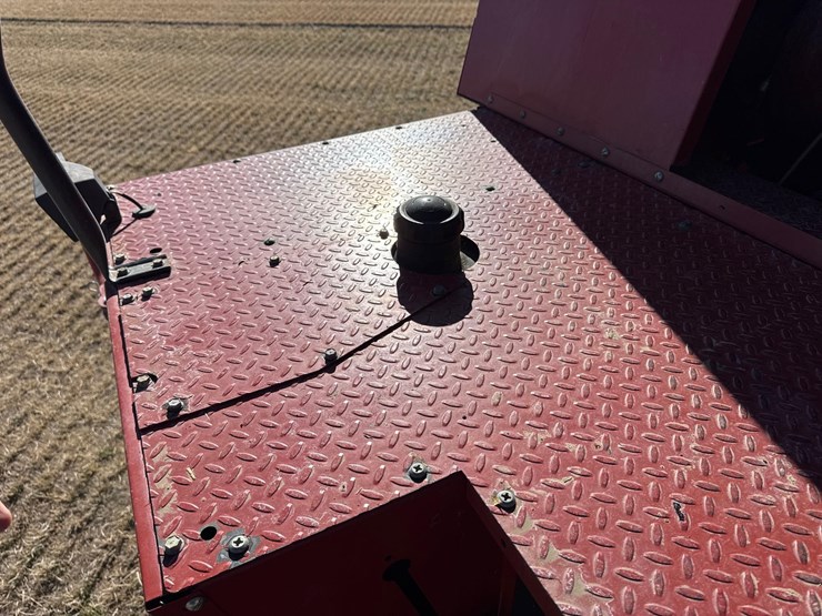 2009-case-ih-2577-image-105