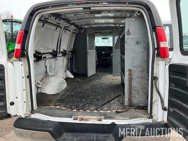 2003-chevrolet-2500-image-23