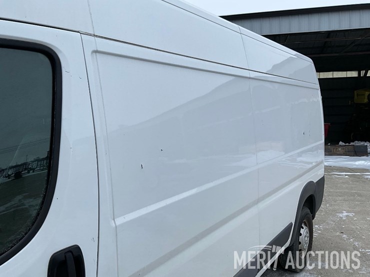 2017-ram-promaster-2500-image-12