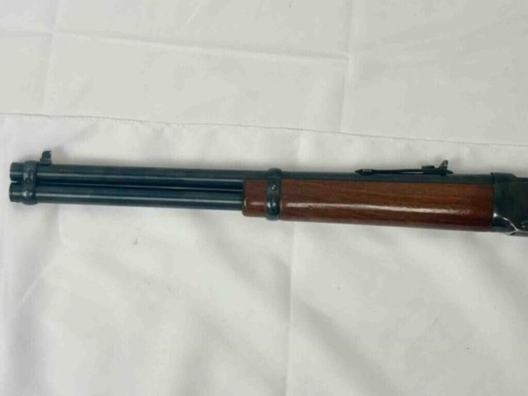 winchester---lever-action-rifle-image-4