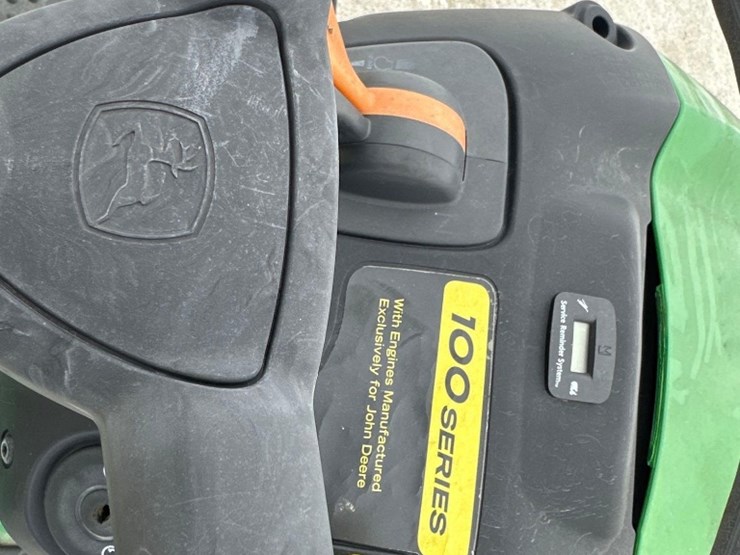 john-deere-145-image-15