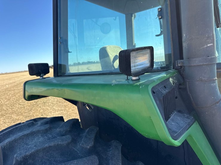 1991-john-deere-4560-image-60