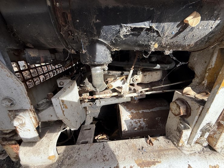 1970-caterpillar-t40b-image-12