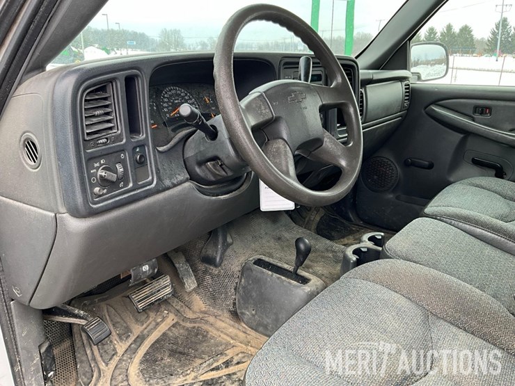 2006-chevrolet-silverado-1500-image-39