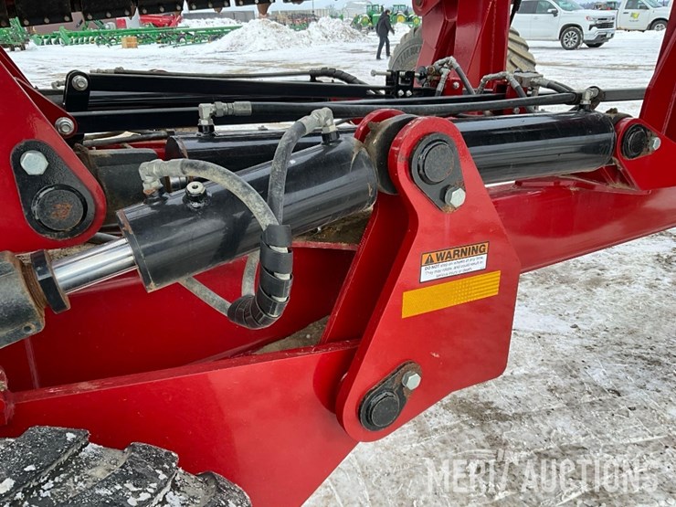 2020-case-ih-475-image-35