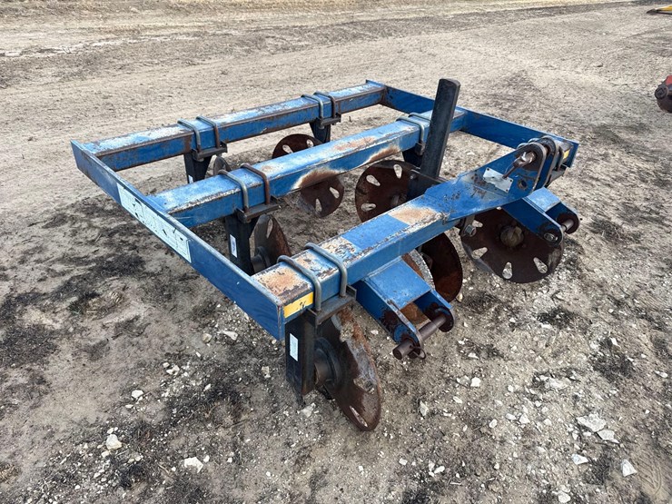 blu-jet-track-closer-image-3