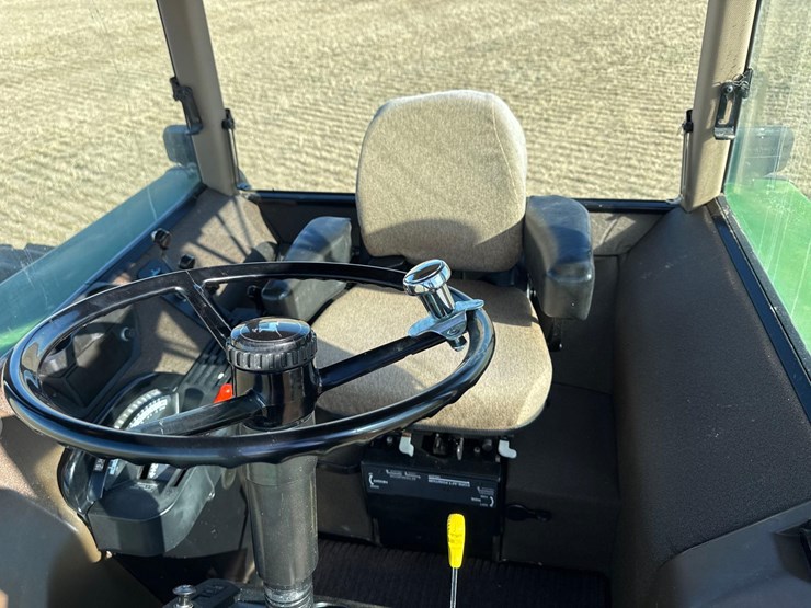 1991-john-deere-4560-image-63
