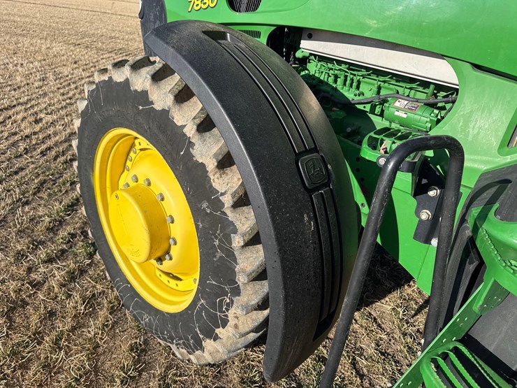 2010-john-deere-7830-image-17