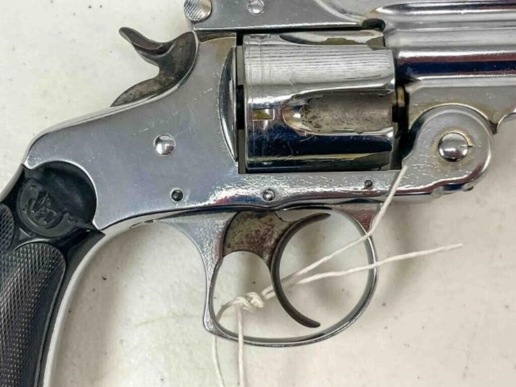 smith-&-wesson-revolver-image-8