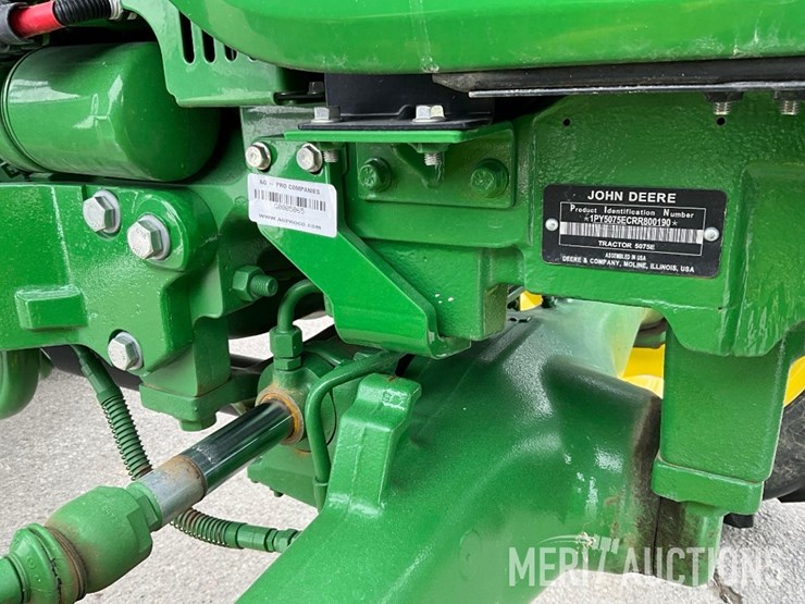 2024-john-deere-5075e-image-32