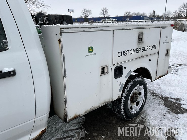 2011-dodge-2500-image-13