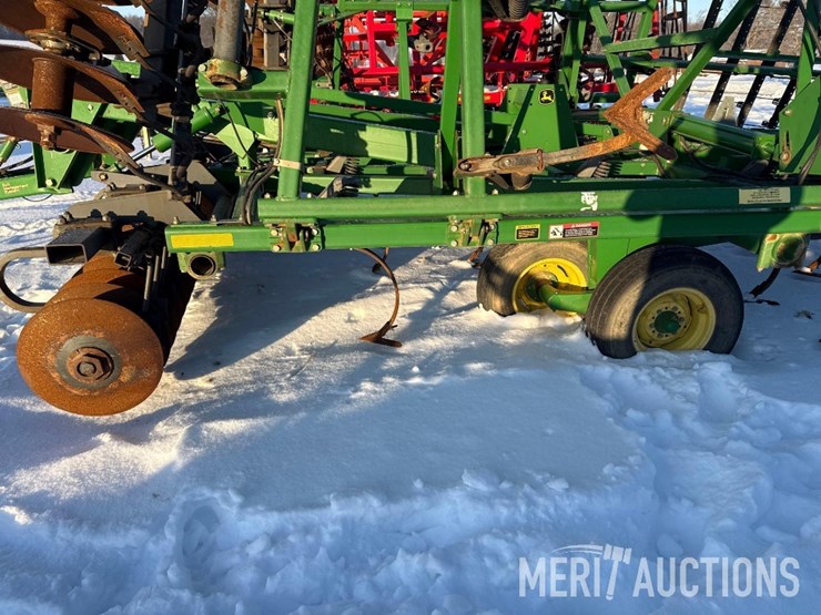 2005-john-deere-726-image-12