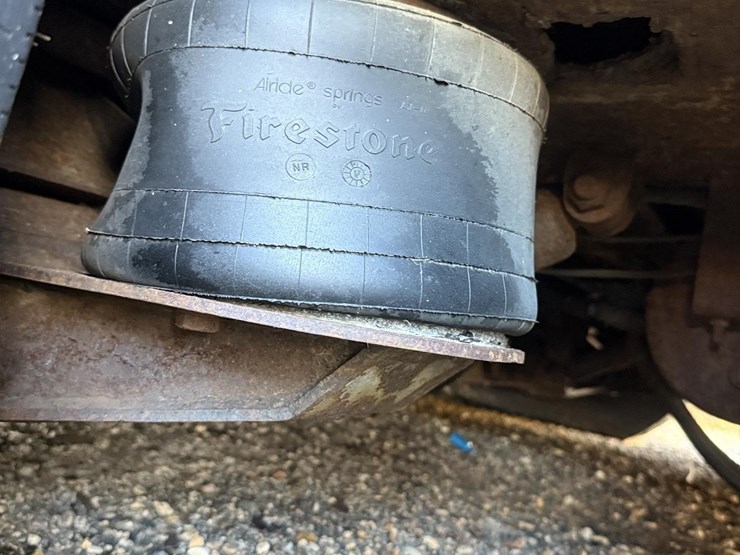 1993-kentucky-trailer-image-7