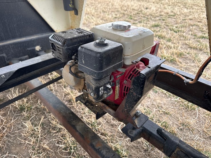 friesen-seed-tender-image-19