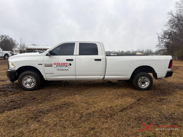 2015-dodge-2500-image-6