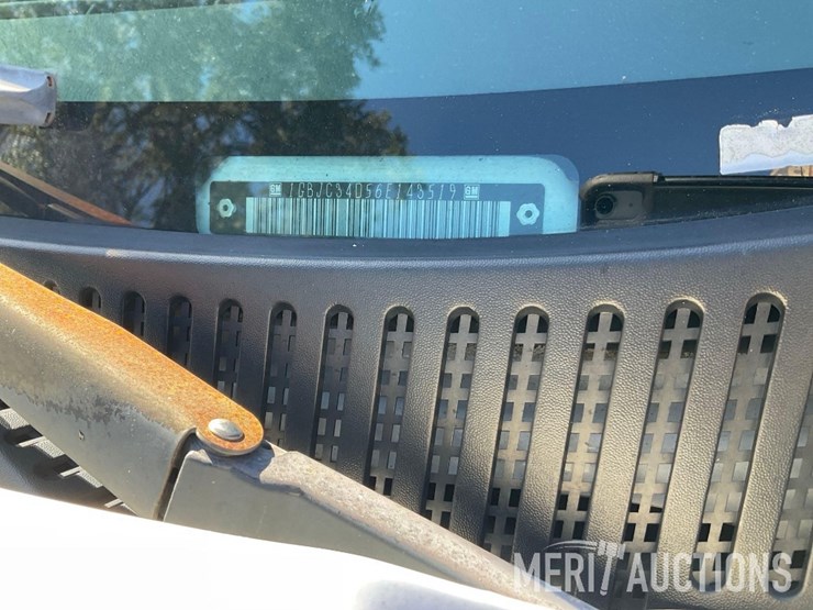 2006-chevrolet-3500-image-41