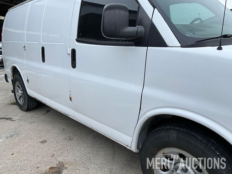 2009-chevrolet-1500-image-17