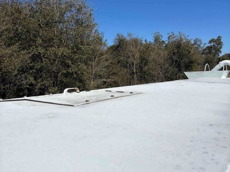 2019-peterbilt-348-image-26