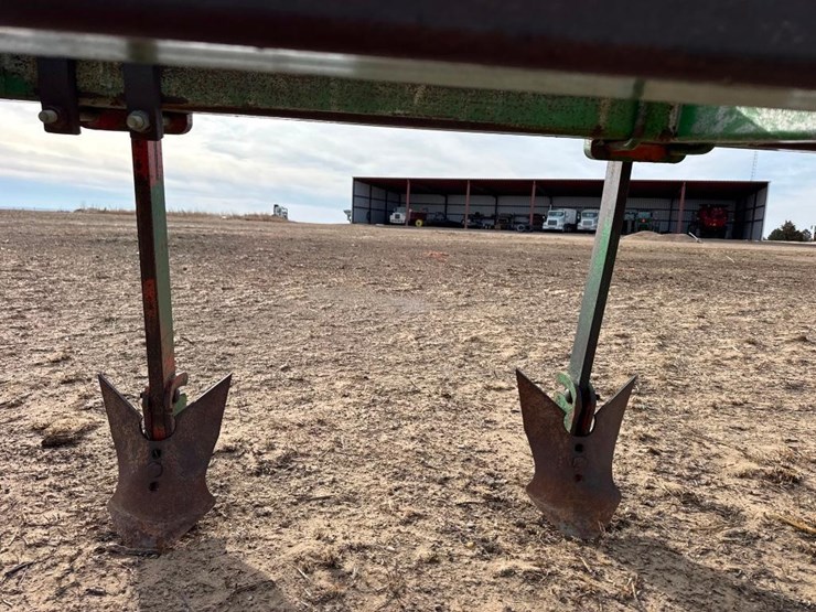 9-shank-cultivator-image-19