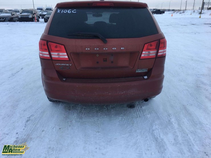 2012-dodge-journey-image-7