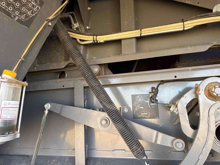 massey-ferguson-2290-image-112