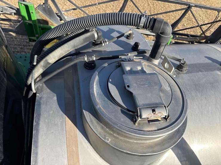 2000-john-deere-4700-image-82