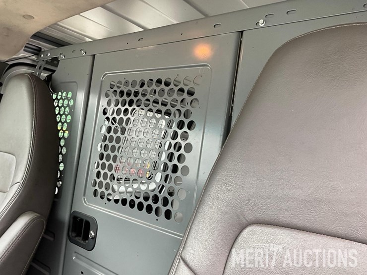 2014-chevrolet-2500-image-36