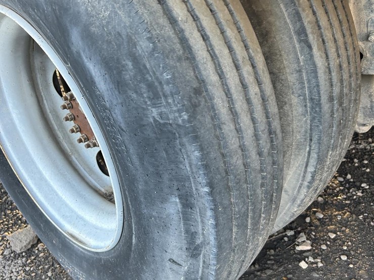 2000-isuzu-ftr-image-38