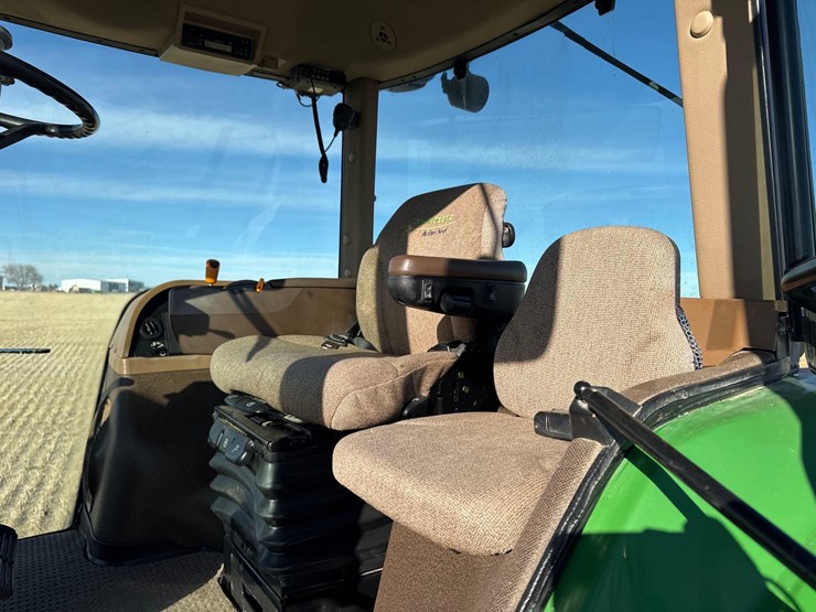 2008-john-deere-8330-image-60