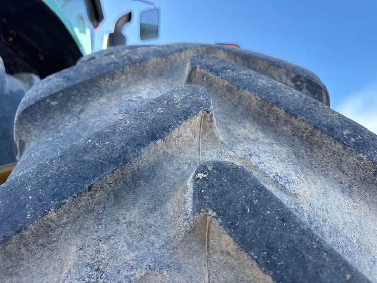 2008-john-deere-8330-image-23