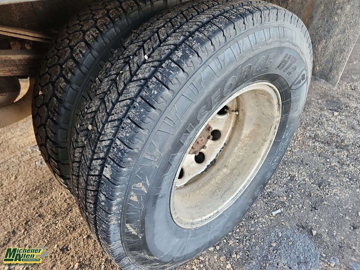 2012-dodge-3500-image-31