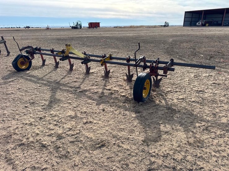 7-shank-cultivator-image-1