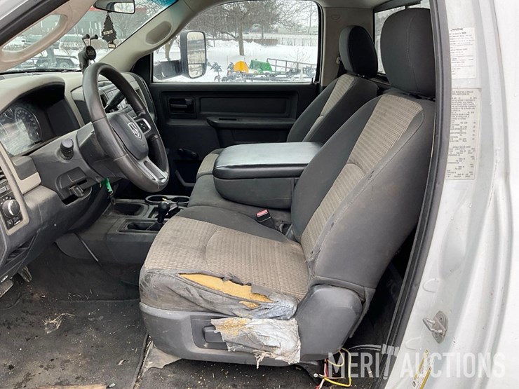 2011-dodge-2500-image-33