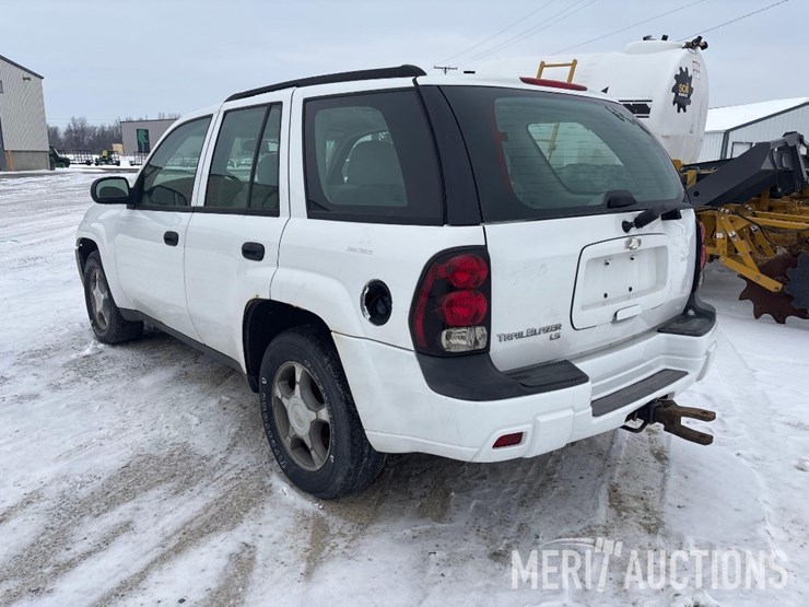 2008-chevrolet-trailblazer-image-3