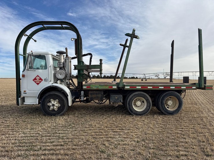 1986-white-140-image-2