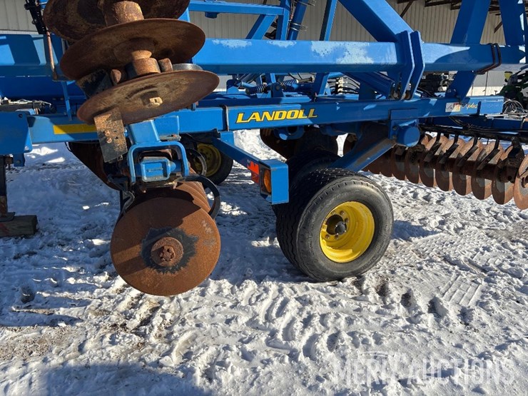 2012-landoll-4731-33-vertical-tillage-tool-image-30